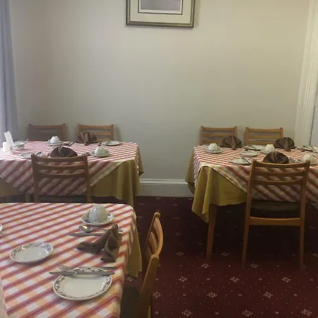 Avoca Villa Guest House-2